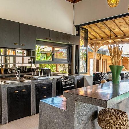 Berawa Canggu Stylish Joglo 3 Bedrooms Private Villa With Private Pool Bagian luar foto
